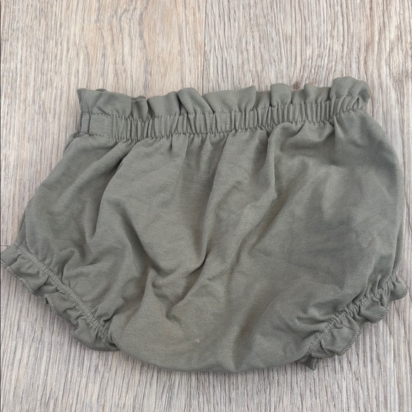 Play Up Kids Olive Green Bloomers - Picture 2 of 3